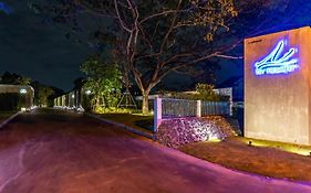 Ny Resort Nonthaburi